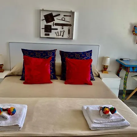 Chiaro Di Luna Bed & Breakfast