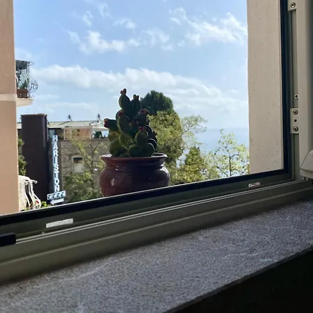 Oda ve Kahvaltı Chiaro Di Luna Taormina
