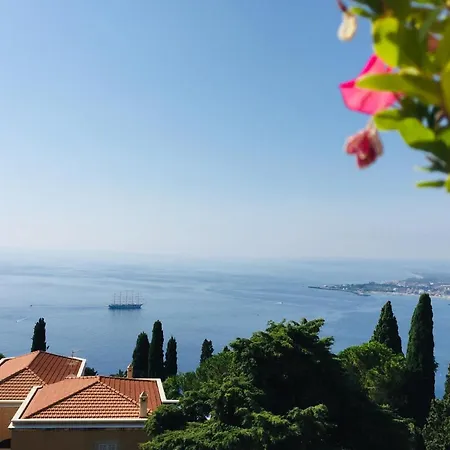 Bed & Breakfast Chiaro Di Luna