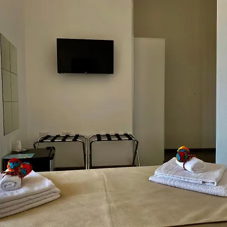 Bed & Breakfast Chiaro Di Luna