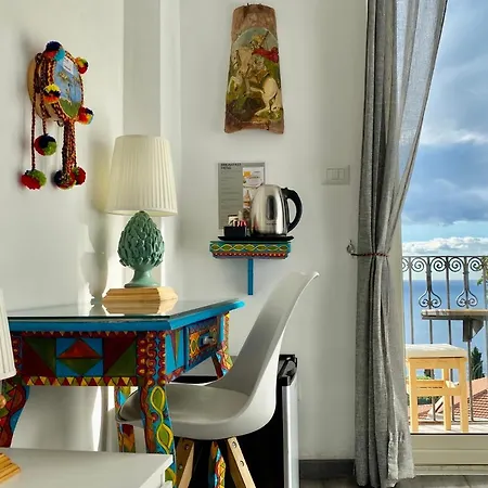 Bed & Breakfast Chiaro Di Luna *