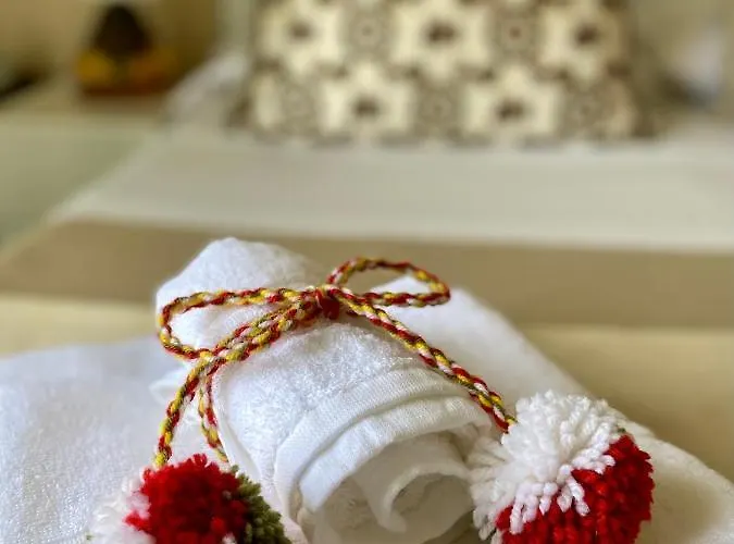 Chiaro Di Luna Nocleg ze śniadaniem 3*