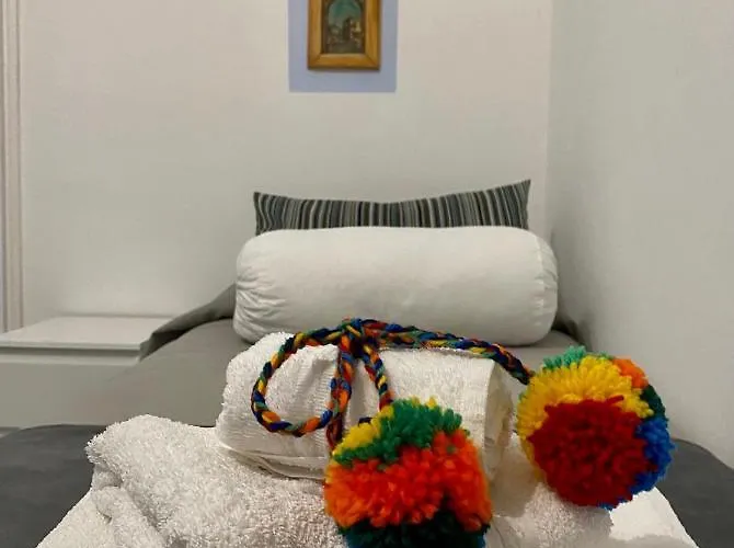 Chiaro Di Luna Nocleg ze śniadaniem 3*