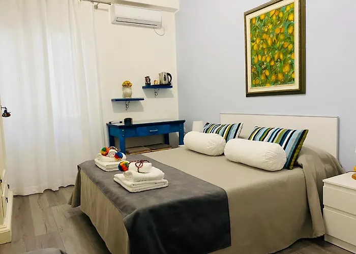 Chiaro Di Luna Taormina