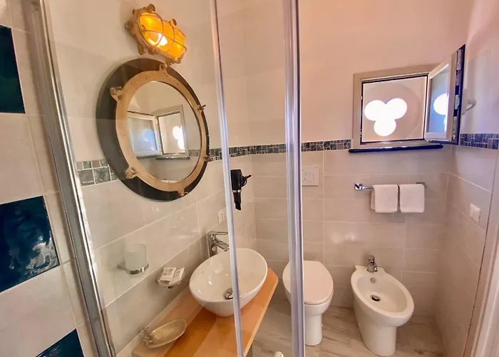Chiaro Di Luna Bed & Breakfast 3*